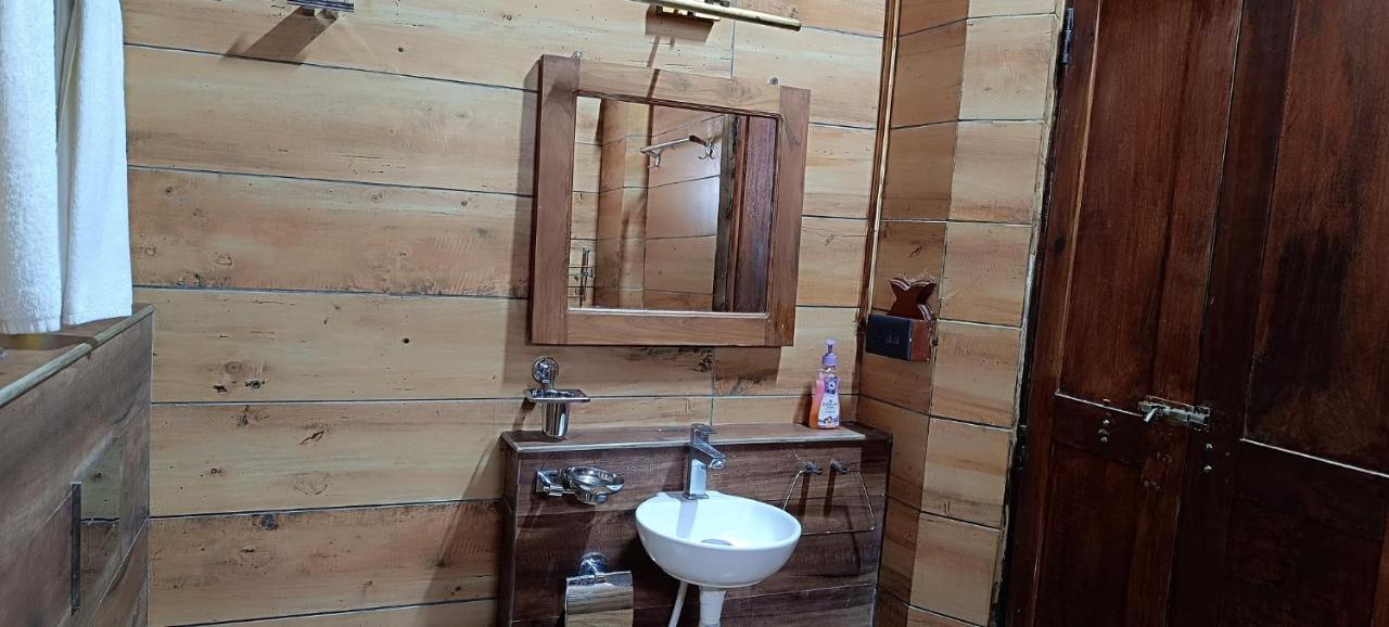Thenmala Ecoresort Punalur ภายนอก รูปภาพ