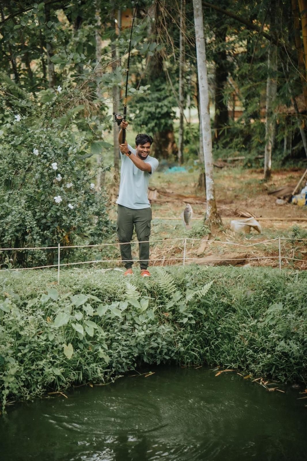 Thenmala Ecoresort Punalur ภายนอก รูปภาพ